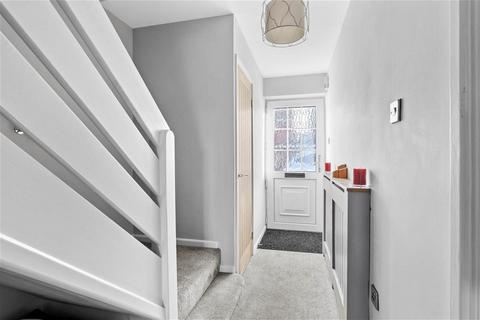2 Heron Close, Worcester, WR2 4BW