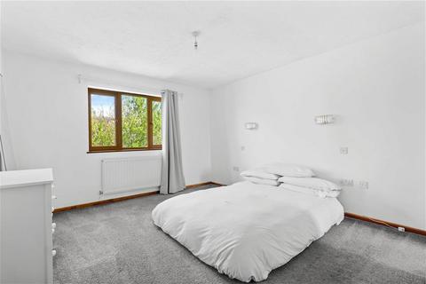 10 Rossendale Close, Fernhill Heath, Worcester, WR3 7PU