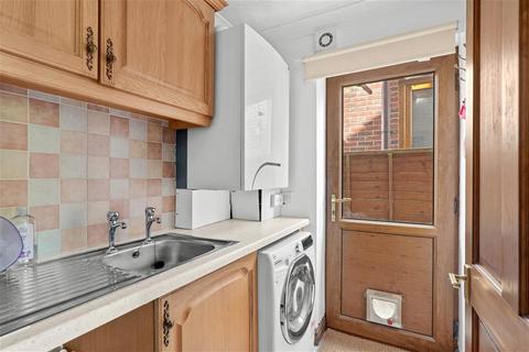10 Rossendale Close, Fernhill Heath, Worcester, WR3 7PU