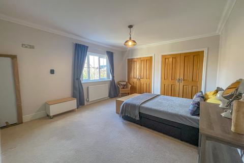 6 bedroom detached house to rent, Silver Street, Burwell, Cambridge, Cambridgeshire