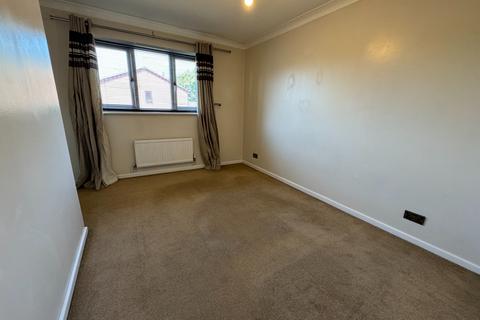 2 bedroom terraced house to rent, Bramwell Close, Swindon, SN2