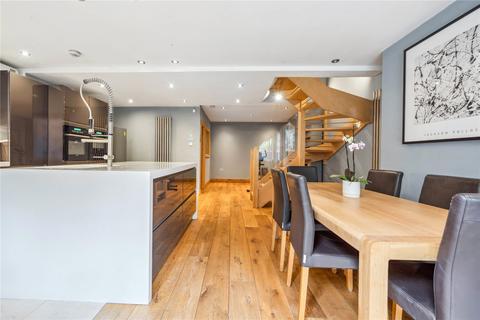 9 Lammas Park Road, London, W5 5JD