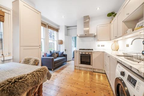 Lower Flat, 117 Avenue Road, Beckenham, BR3 4RX