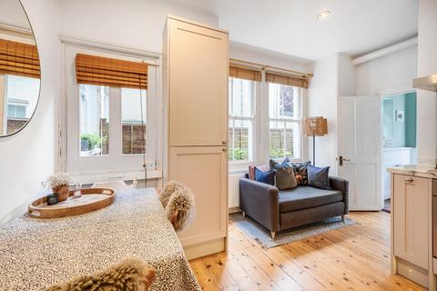 Lower Flat, 117 Avenue Road, Beckenham, BR3 4RX