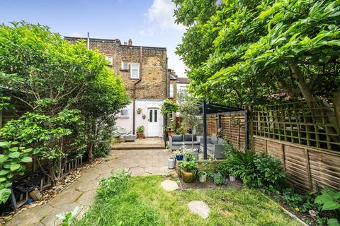 Lower Flat, 117 Avenue Road, Beckenham, BR3 4RX