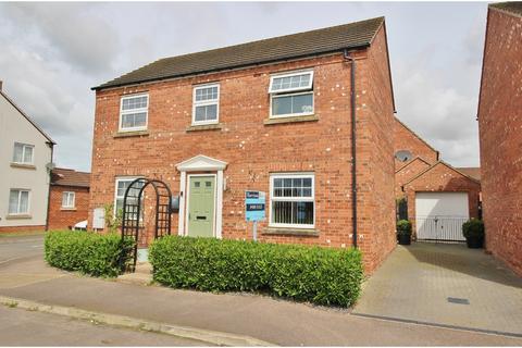 4 bedroom detached house for sale, Roeburn Way, Lincolnshire PE11