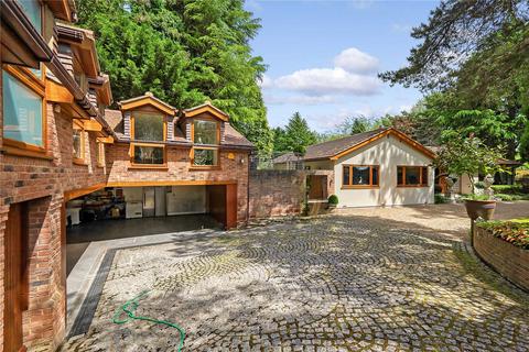The Glen Warley Road, Great Warley, Brentwood, CM13 3HT