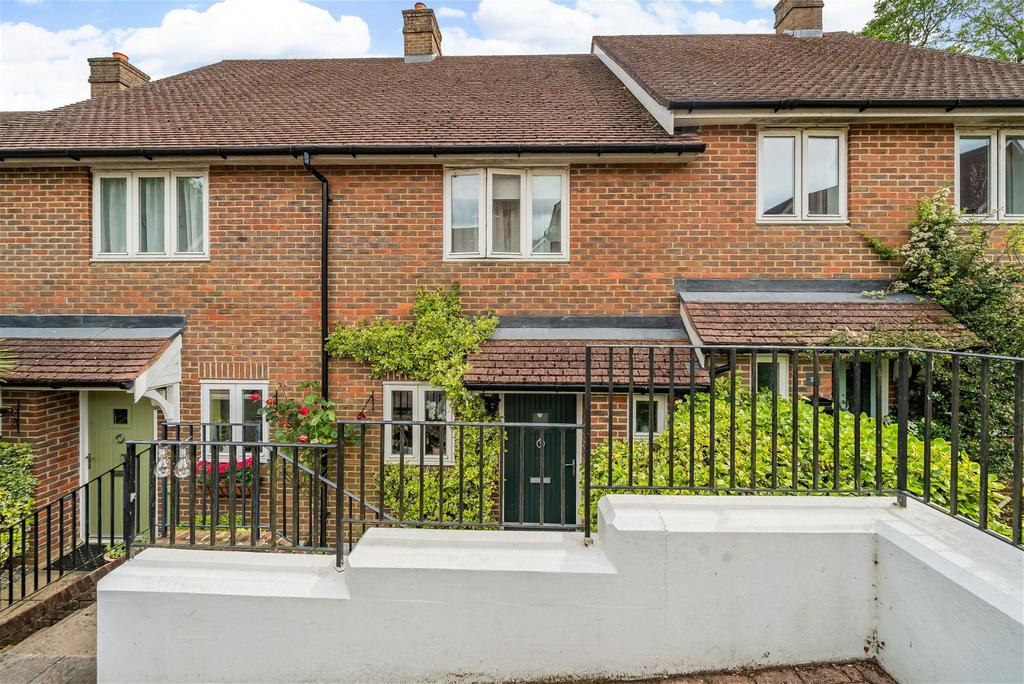 Nassau Drive, Crowborough, TN6 2GT 2 bed terraced house for sale £87,500