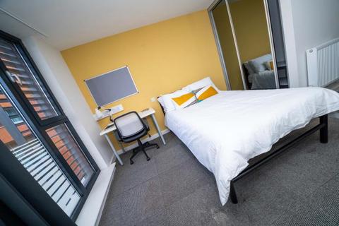 3 bedroom flat share to rent,  Arundel Street S1