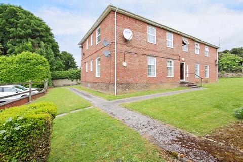 2 bedroom ground floor flat for sale, The Green, Charlton, Andover, SP10