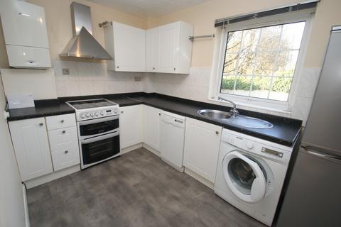 2 bedroom ground floor flat for sale, The Green, Charlton, Andover, SP10