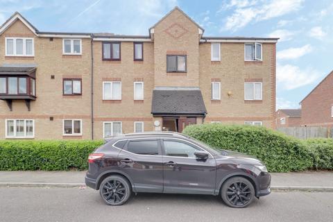 38 Danbury Crescent, South Ockendon, RM15 5XF