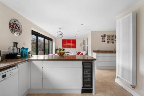 2 Abberley View, Worcester, WR3 8LU