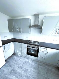 2 bedroom flat to rent, Great Galley Close, Barking IG11