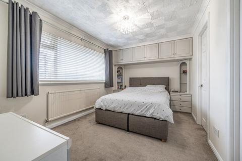 62 Austin Road, Woodley, Reading, RG5 4EL