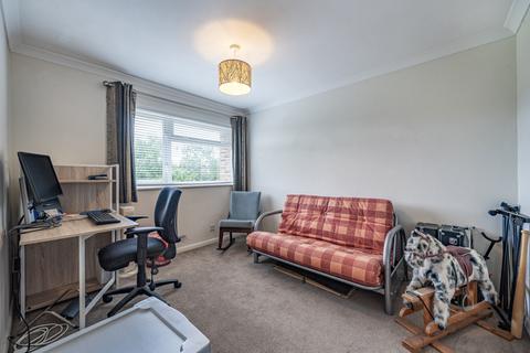 62 Austin Road, Woodley, Reading, RG5 4EL
