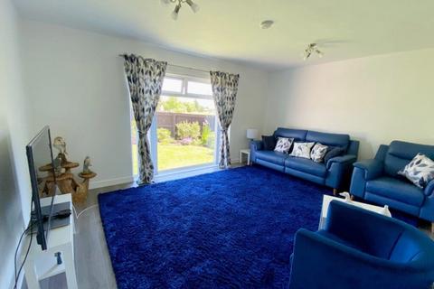 3 bedroom detached bungalow for sale, Montgomery Way, Kinross KY13