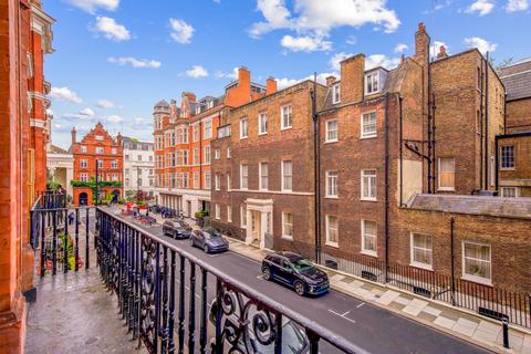 3 bedroom flat to rent, Green Street, Mayfair, London