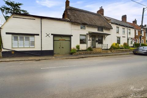 5 bedroom cottage for sale, Main Street, Tingewick