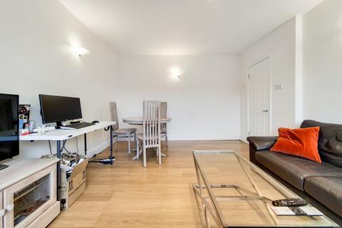 1 bedroom flat for sale, Thackeray Court, Fairfax Road, South Hampstead, London