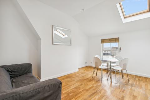 2 bedroom flat to rent, Lower Richmond Road, London