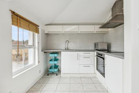 2 bedroom flat to rent, Lower Richmond Road, London