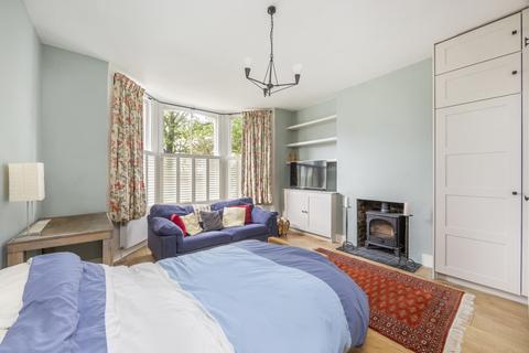 2 bedroom flat for sale, Riversdale Road, Highbury, London