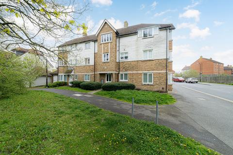 2 bedroom flat for sale, Bluebell Road, Kingsnorth, TN23