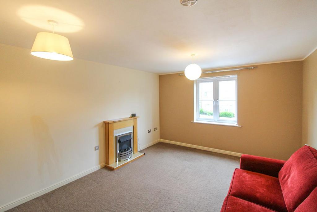 Crowe Road, Bedford 2 bed apartment £975 pcm (£225 pw)