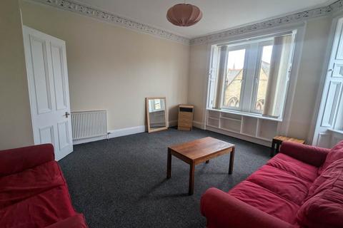 2 bedroom flat to rent, 19 3/2 Park Avenue, ,