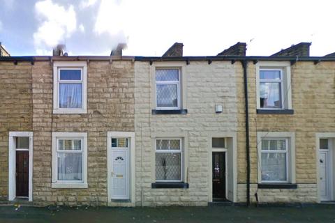 2 bedroom terraced house to rent, Pine Street, Nelson