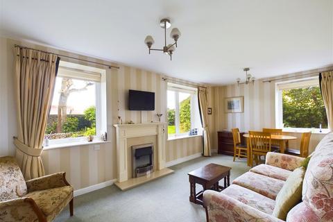 2 bedroom retirement property for sale, Union Place, Worthing, BN11 1AH