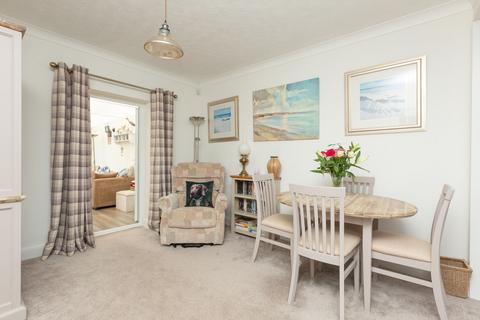 40 Cross Road, Birchington, CT7 9HW