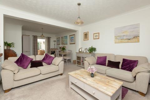 40 Cross Road, Birchington, CT7 9HW