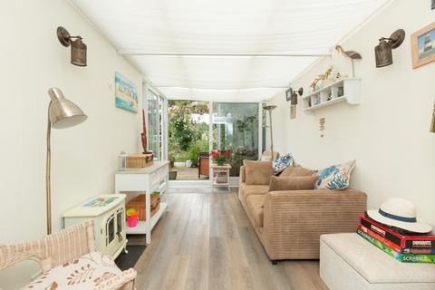 40 Cross Road, Birchington, CT7 9HW