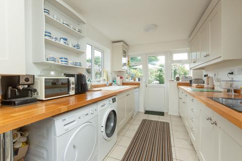 40 Cross Road, Birchington, CT7 9HW