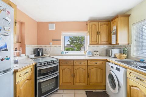 16 Westbrook Road, Weston-super-mare, BS22 8JX