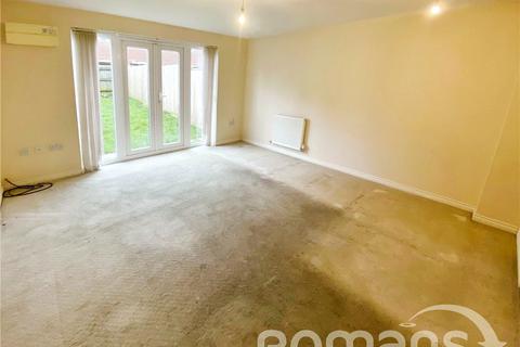 3 bedroom end of terrace house for sale, Lavinia Walk, Swindon, Wiltshire