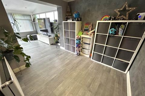 23 Birchwood, Chadderton, Oldham, OL9 9UH