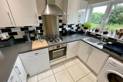 2 bedroom end of terrace house for sale, Farley Meadows, Luton, Bedfordshire, LU1 5FS