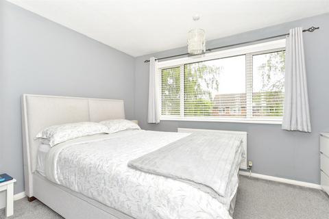 2 bedroom end of terrace house for sale, Charles Avenue, Chichester, West Sussex