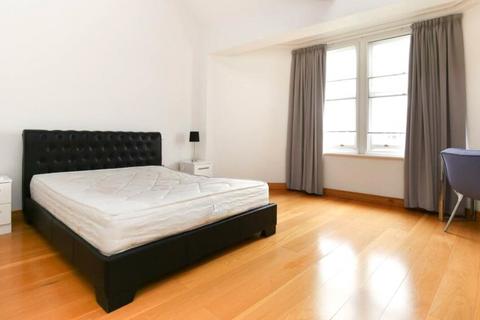 2 bedroom apartment to rent, Cambridge Square, London, W2