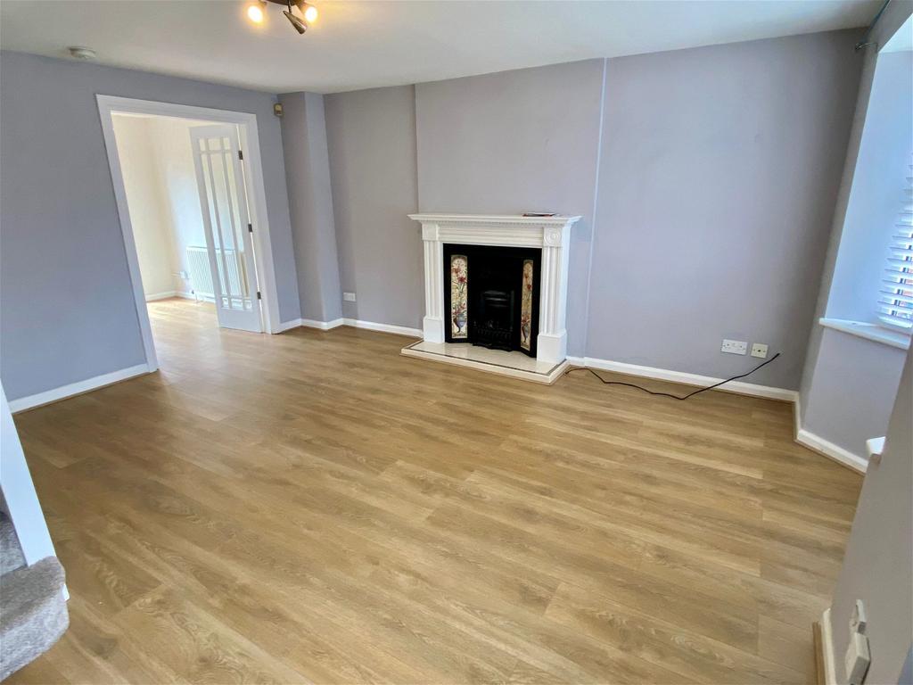 Clifford, Moor Avenue, LS23 2 bed semidetached house for sale £245,000