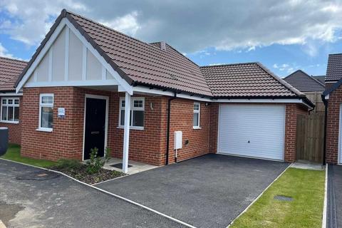 2 bedroom bungalow for sale, Green Meadows Drive, Mill Meadows, Filey