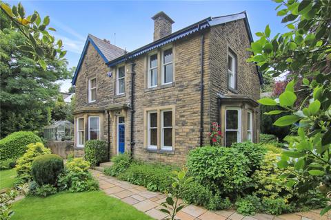 4 bedroom detached house for sale, Falcon Cliff, Steeton, BD20