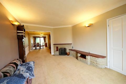 4 bedroom semi-detached house for sale, Lyndon Way, Stamford