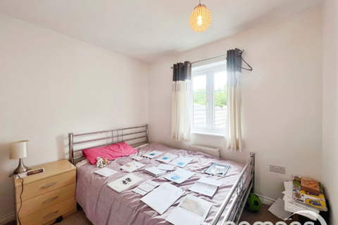 23 Englefield Way, Basingstoke, RG24 9SF
