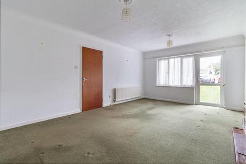 2 bedroom flat for sale, Severn Court, Corbett Avenue, Droitwich. WR9 7DL