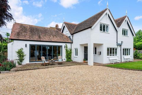 4 bedroom detached house for sale, Reigate Road, Reigate RH2