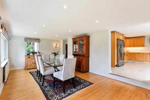 4 bedroom detached house for sale, Reigate Road, Reigate RH2